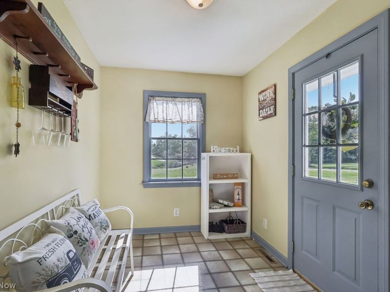 1645 Nelson Lane, Bristolville, OH 44402 Photo 8