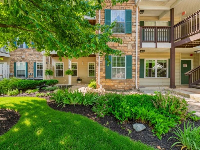 14904 Lenox Drive , Unit 504, Strongsville, OH 44136 Photo 1