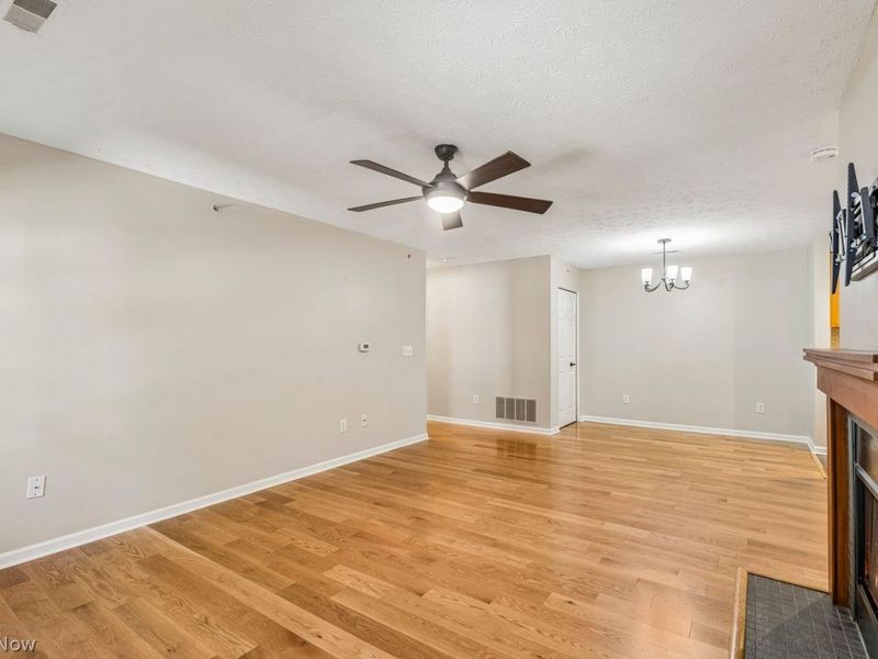 14904 Lenox Drive , Unit 504, Strongsville, OH 44136 Photo 21