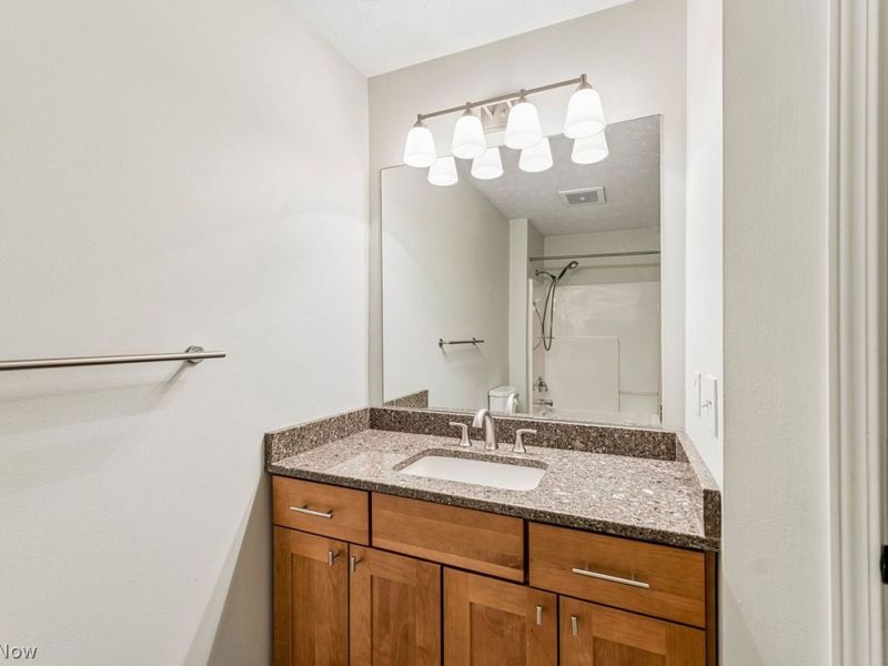 14904 Lenox Drive , Unit 504, Strongsville, OH 44136 Photo 27