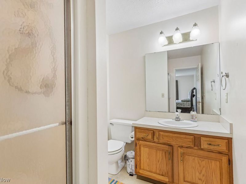 15779 Grosse Pointe Oval , Strongsville, OH 44136 Photo 20