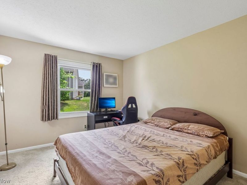 15779 Grosse Pointe Oval , Strongsville, OH 44136 Photo 21