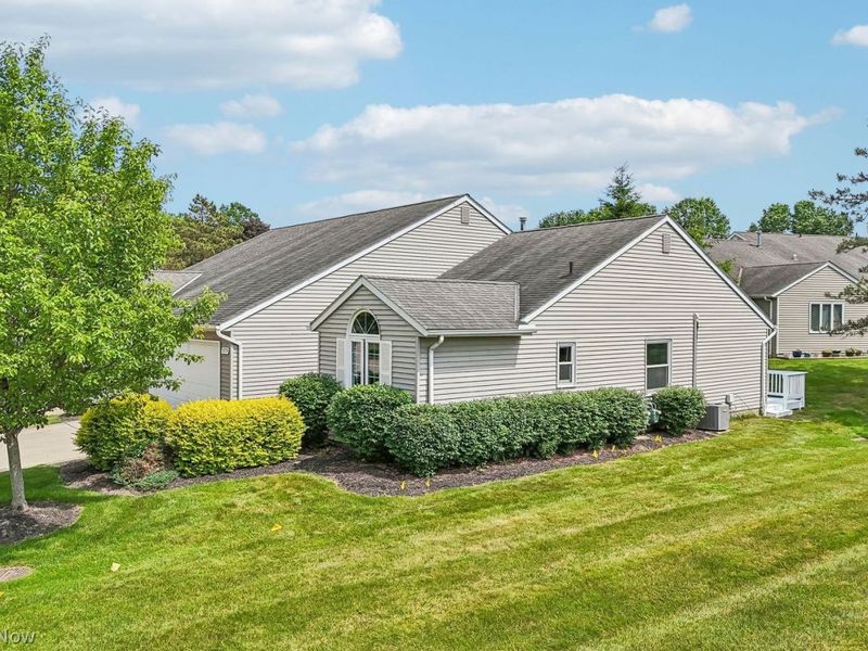 15779 Grosse Pointe Oval , Strongsville, OH 44136 Photo 30