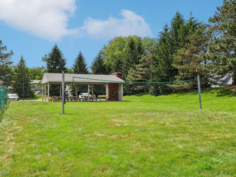 15779 Grosse Pointe Oval , Strongsville, OH 44136 Photo 39