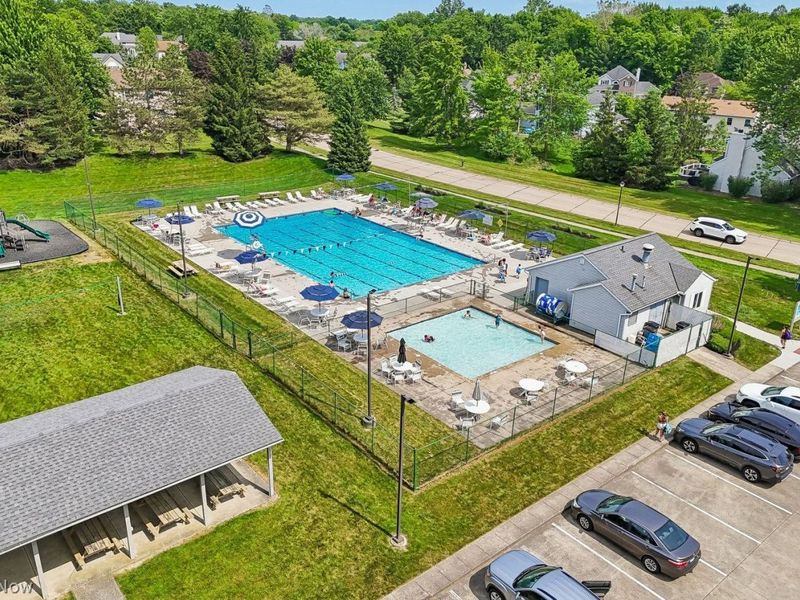 15779 Grosse Pointe Oval , Strongsville, OH 44136 Photo 42