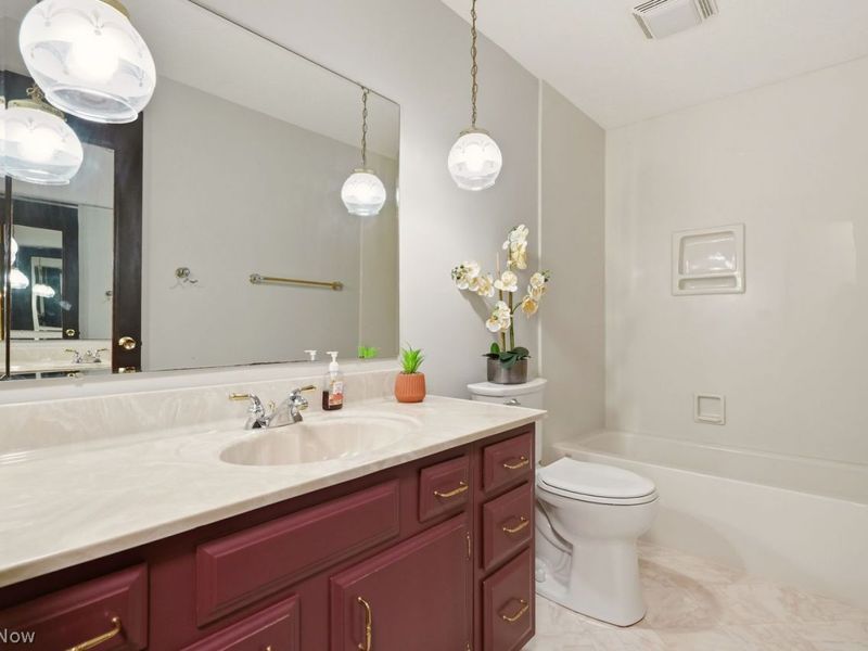 7606 Woodcrest Avenue NE, Canton, OH 44721 Photo 20