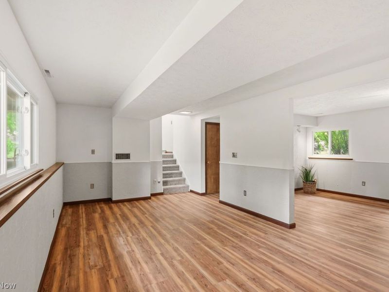 7606 Woodcrest Avenue NE, Canton, OH 44721 Photo 22