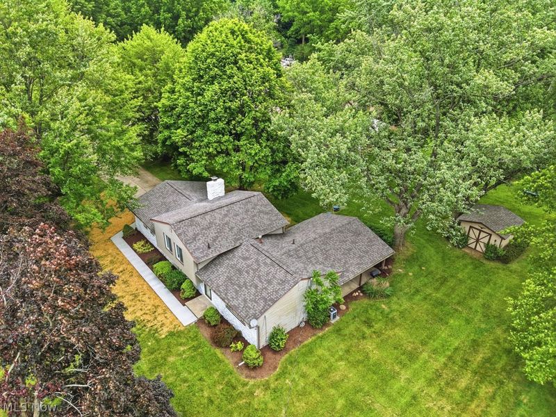 7606 Woodcrest Avenue NE, Canton, OH 44721 Photo 3