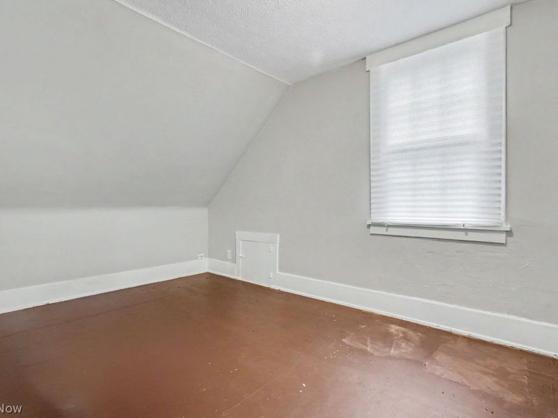 718 School Avenue , Cuyahoga Falls, OH 44221 Photo 18