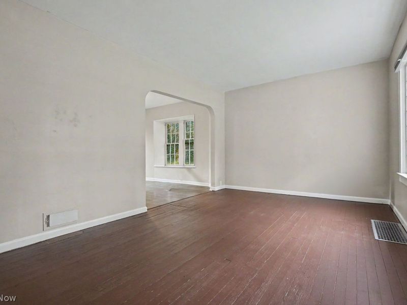 718 School Avenue , Cuyahoga Falls, OH 44221 Photo 5