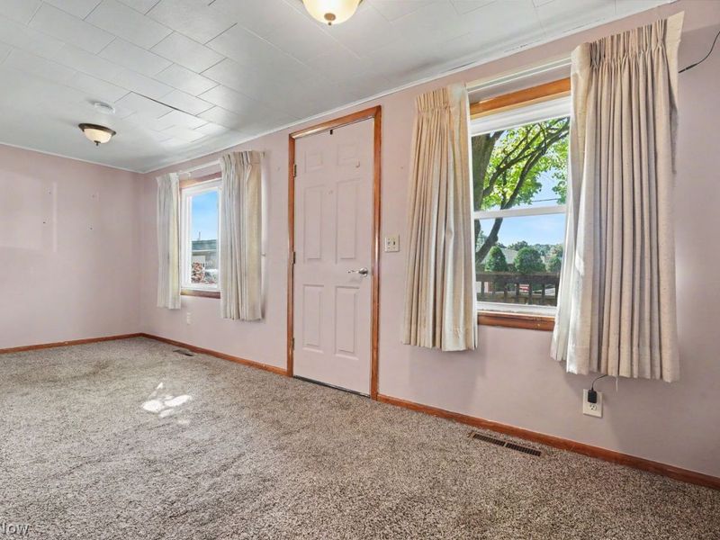 616 E 1st Street , Minerva, OH 44657 Photo 10