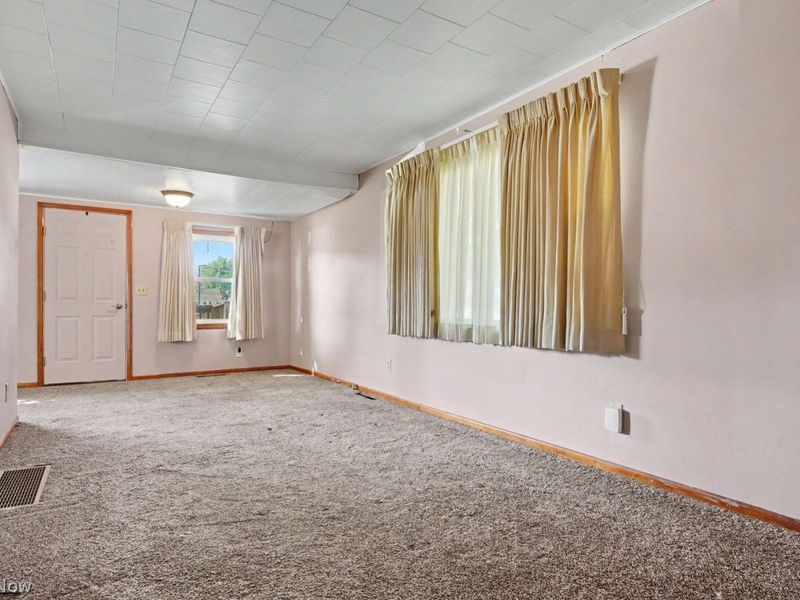 616 E 1st Street , Minerva, OH 44657 Photo 5