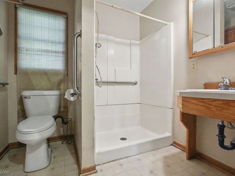 616 E 1st Street , Minerva, OH 44657 Photo 9