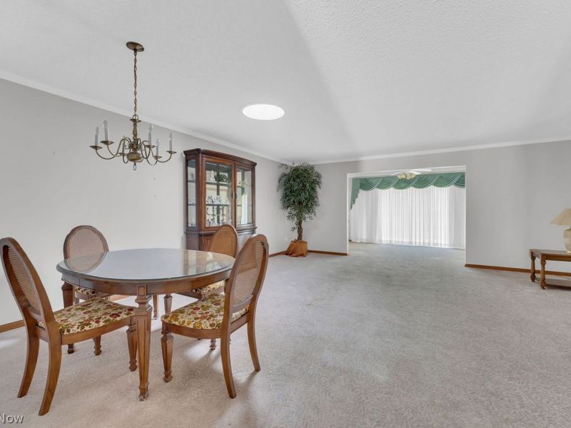 820 Southwestern Run, Unit 67, Poland, OH 44514 Photo 10