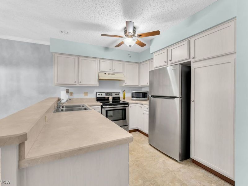 820 Southwestern Run, Unit 67, Poland, OH 44514 Photo 15