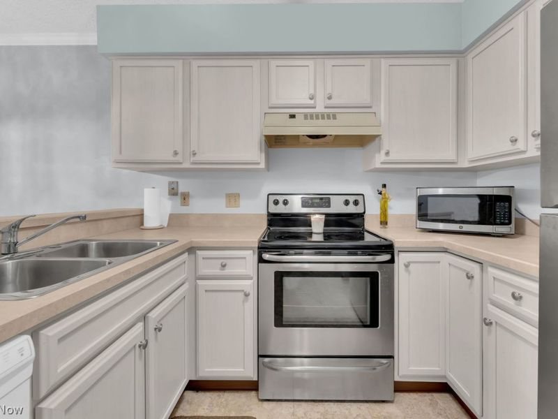 820 Southwestern Run, Unit 67, Poland, OH 44514 Photo 17