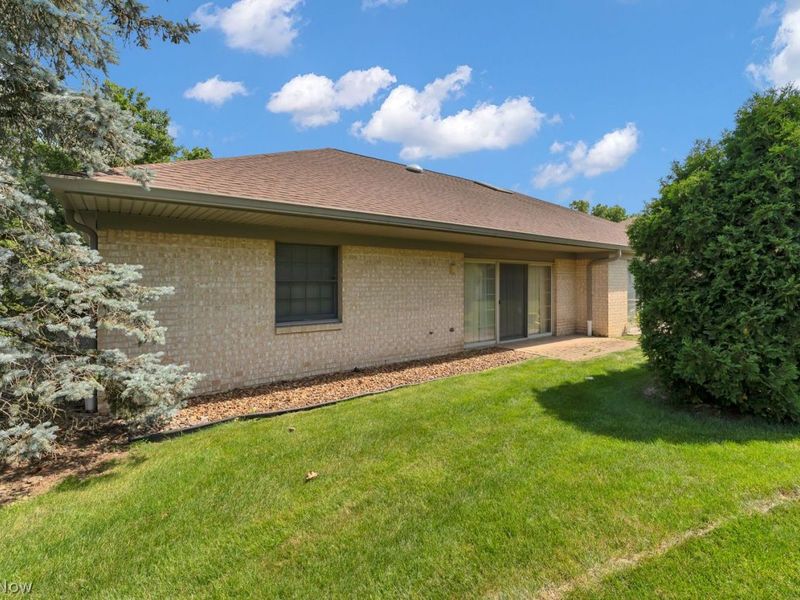 820 Southwestern Run, Unit 67, Poland, OH 44514 Photo 5