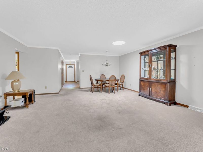820 Southwestern Run, Unit 67, Poland, OH 44514 Photo 8
