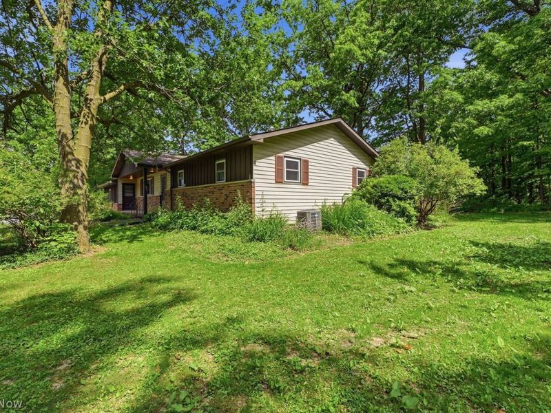 1583 S Carpenter Road , Brunswick, OH 44212 Photo 4