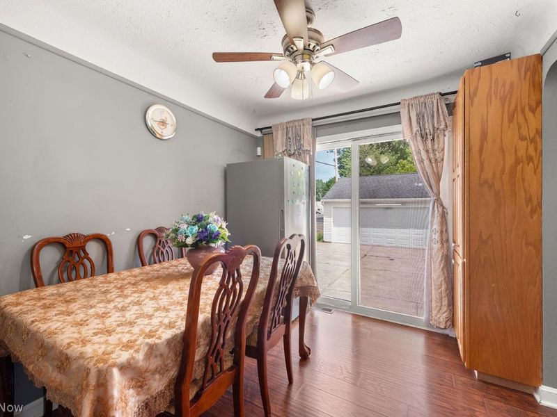 6127 W 130th Street , Parma, OH 44130 Photo 12