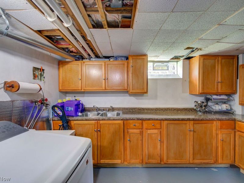6127 W 130th Street , Parma, OH 44130 Photo 41