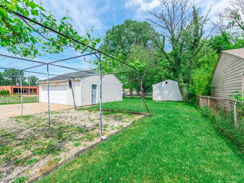 6127 W 130th Street , Parma, OH 44130 Photo 45