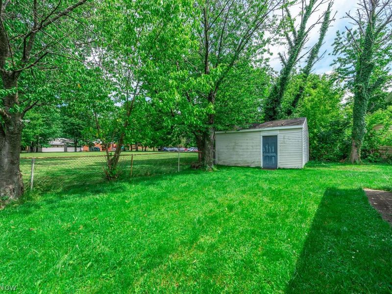 6127 W 130th Street , Parma, OH 44130 Photo 48