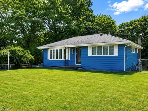 16549 Saint Clair Avenue , Calcutta, OH 43920