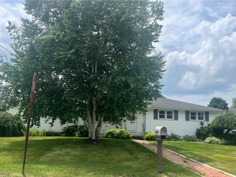 1600 Oak Street, Girard, OH 44420 Photo 1