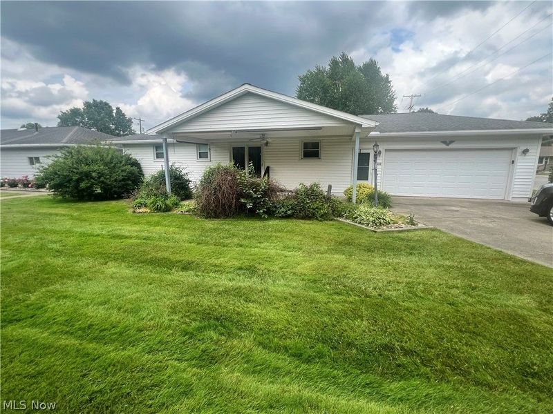 1600 Oak Street, Girard, OH 44420 Photo 2
