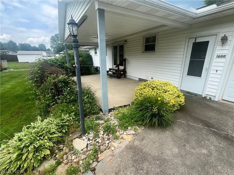 1600 Oak Street, Girard, OH 44420 Photo 3