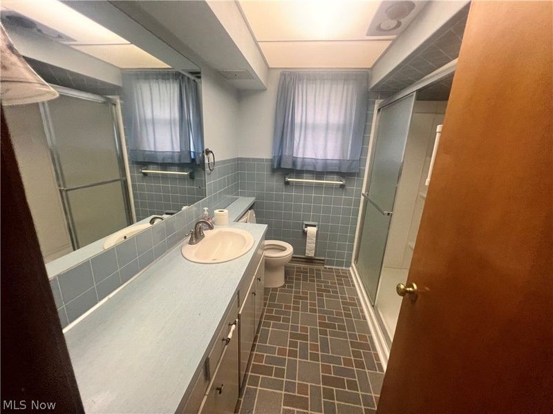 1600 Oak Street, Girard, OH 44420 Photo 8