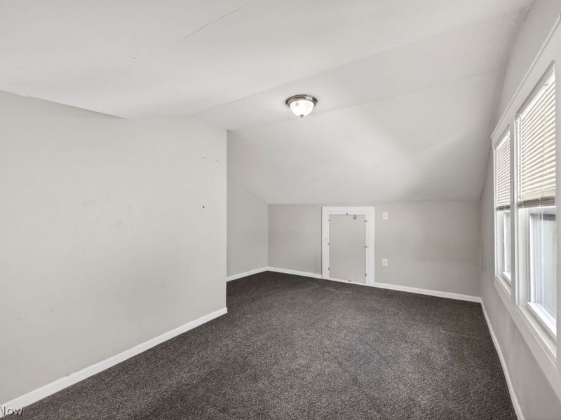 2313 Natchez Avenue, Cleveland, OH 44109 Photo 21