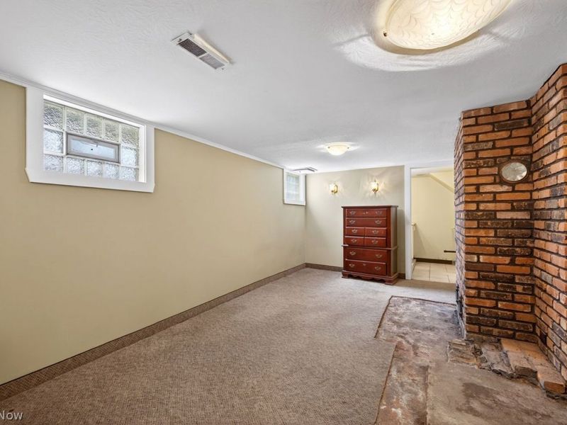 2313 Natchez Avenue, Cleveland, OH 44109 Photo 35