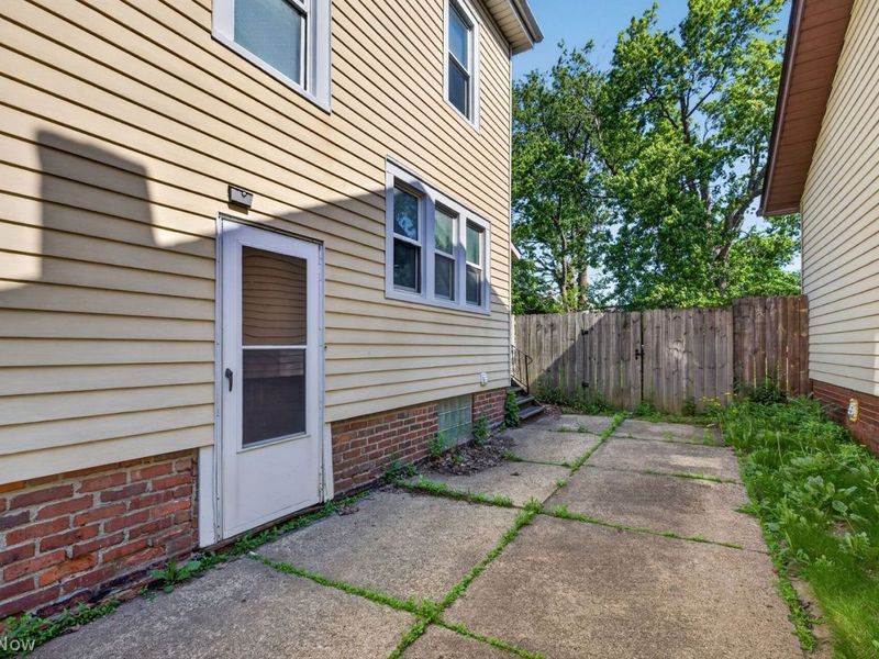 11312 Fortune Avenue, Cleveland, OH 44111 Photo 49