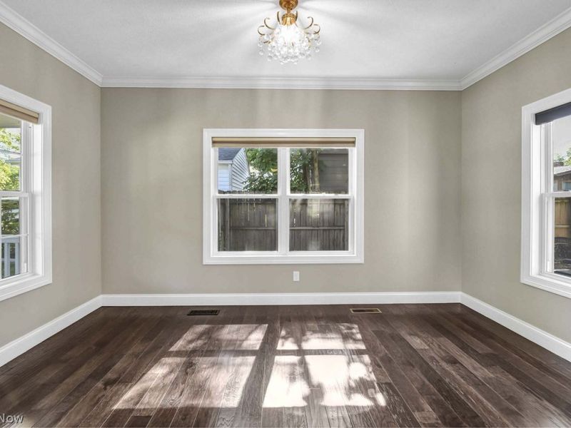 25815 Eaton Way , Bay Village, OH 44140 Photo 4