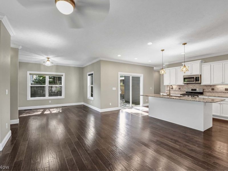 25815 Eaton Way , Bay Village, OH 44140 Photo 6