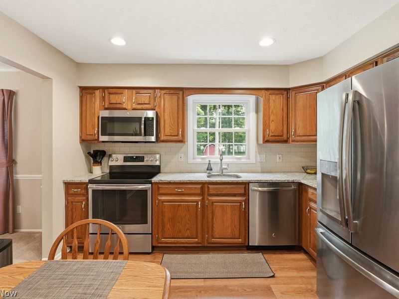 3533 Elm Brook Drive , Broadview Heights, OH 44147 Photo 10