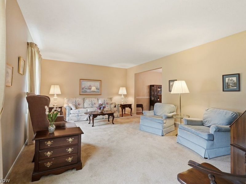 3533 Elm Brook Drive , Broadview Heights, OH 44147 Photo 4