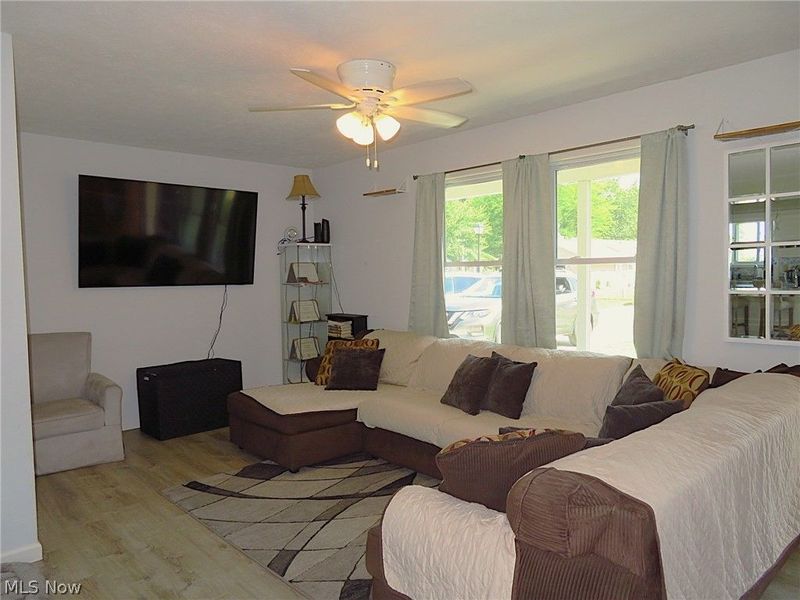 207 Loyola Drive , Elyria, OH 44035 Photo 6