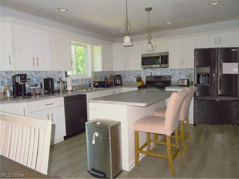 207 Loyola Drive , Elyria, OH 44035 Photo 8