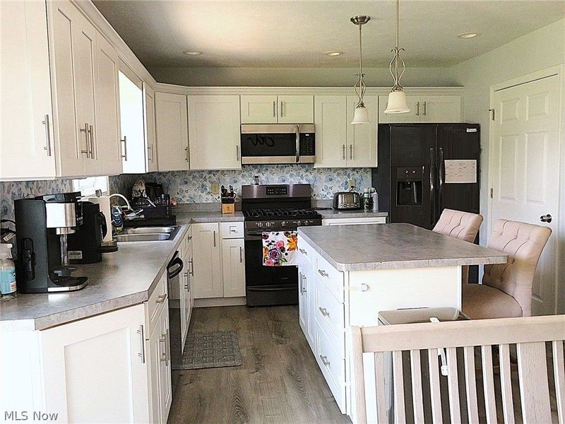 207 Loyola Drive , Elyria, OH 44035 Photo 9