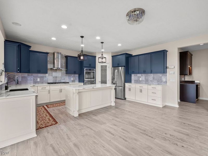 2049 Meadowood Boulevard , Twinsburg, OH 44087 Photo 18