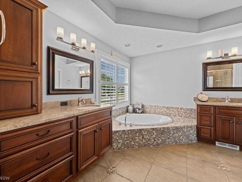 7444 Royal Portrush Drive , Solon, OH 44139 Photo 32