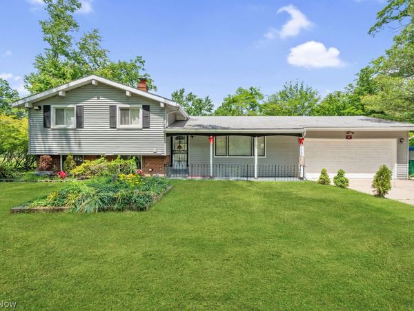 27705 White Road , Willoughby Hills, OH 44092