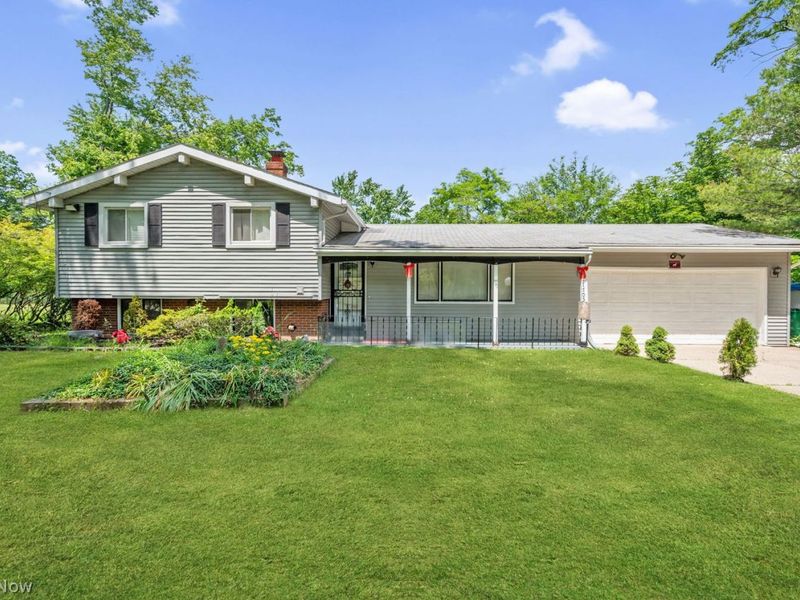 27705 White Road , Willoughby Hills, OH 44092 Photo 1