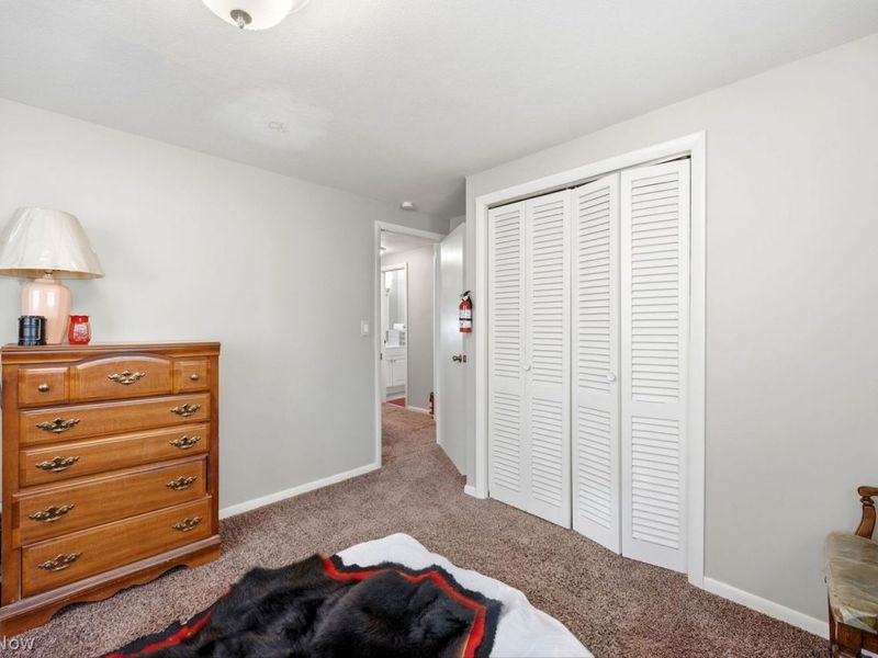 27705 White Road , Willoughby Hills, OH 44092 Photo 19