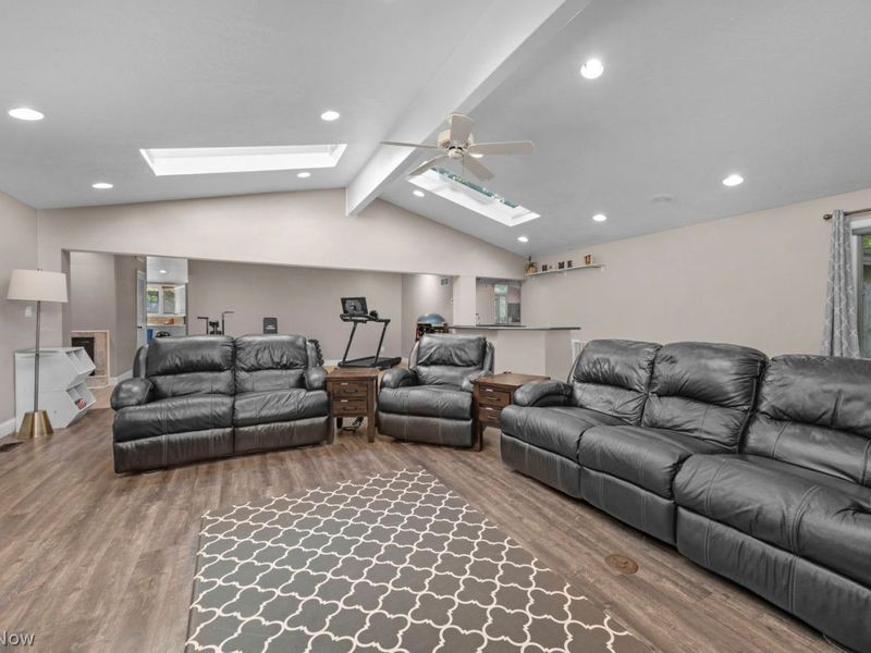 2412 Beechwood Drive , Westlake, OH 44145 Photo 34