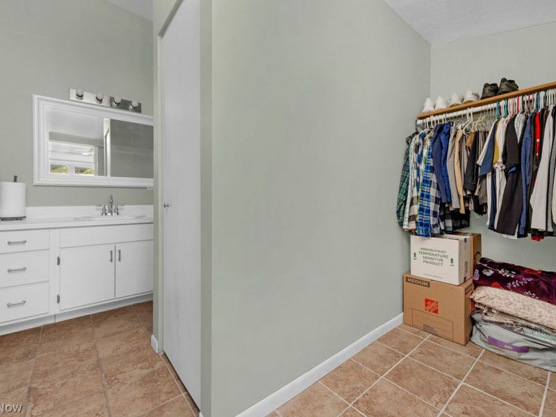 2412 Beechwood Drive , Westlake, OH 44145 Photo 41