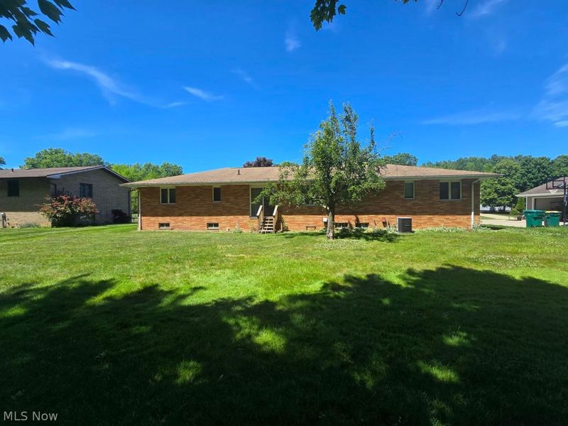 25200 Pleasant Trail , Richmond Heights, OH 44143 Photo 14